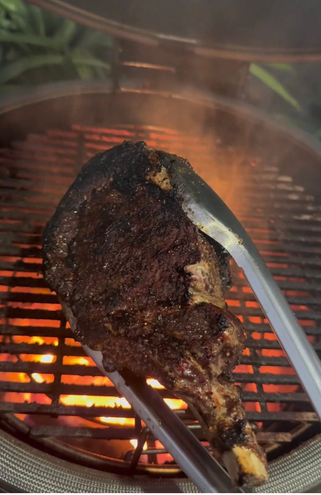 FYR Republic 22" Kamado Grill – Premium Ceramic BBQ Smoker (Matte Black)