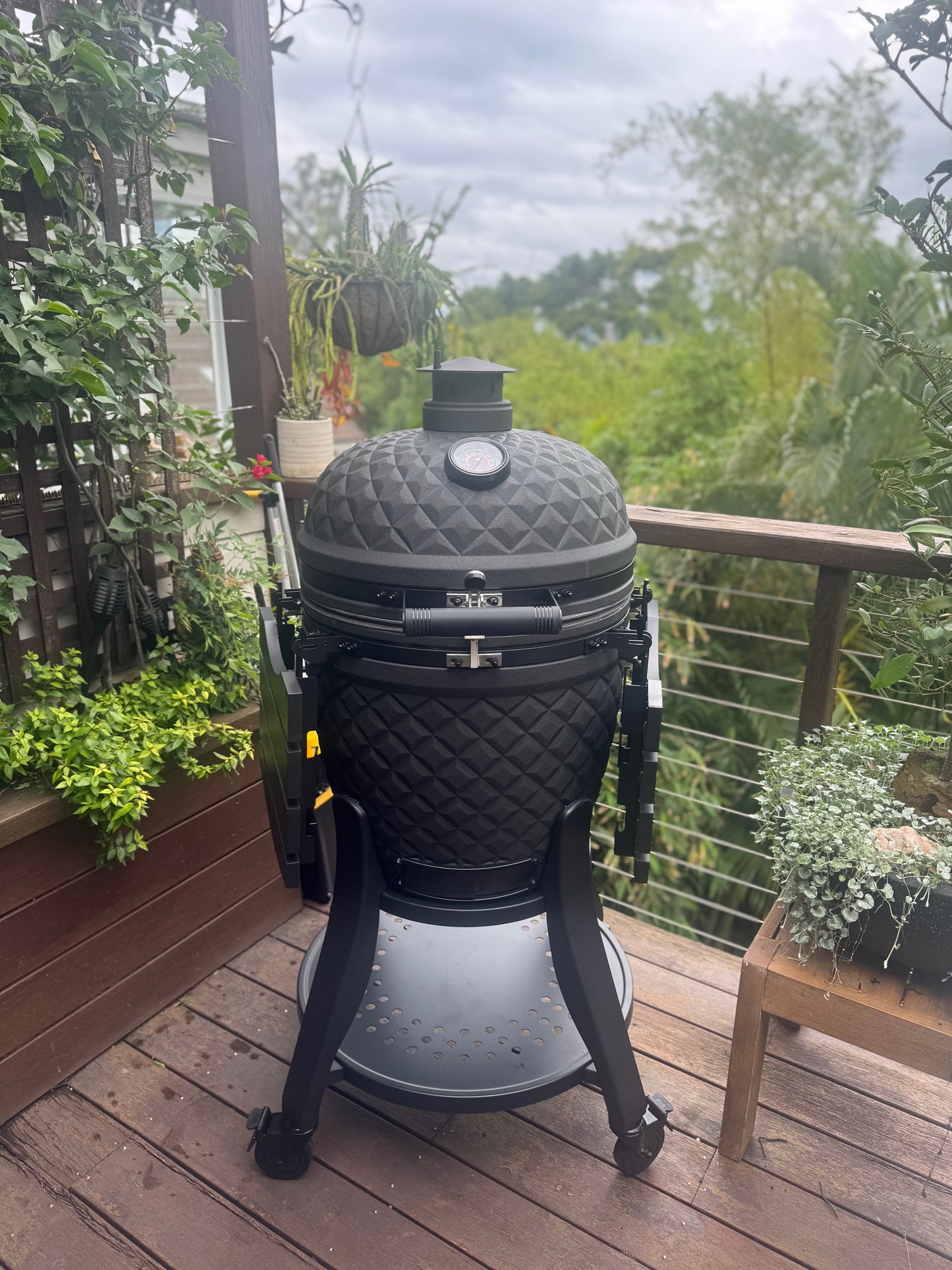 FYR Republic 22" Kamado Grill – Premium Ceramic BBQ Smoker (Matte Black)